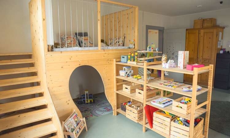 Delfin Gruppenzimmer.jpg